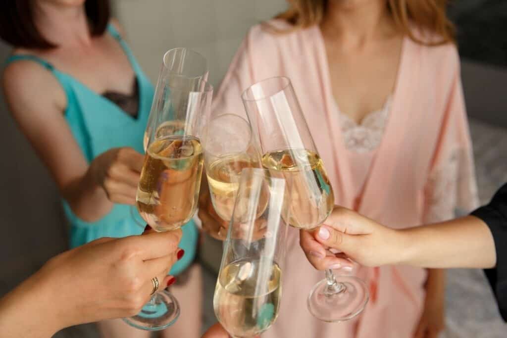 Bridal Shower Etiquette: Who Hosts, Who Pays, & More