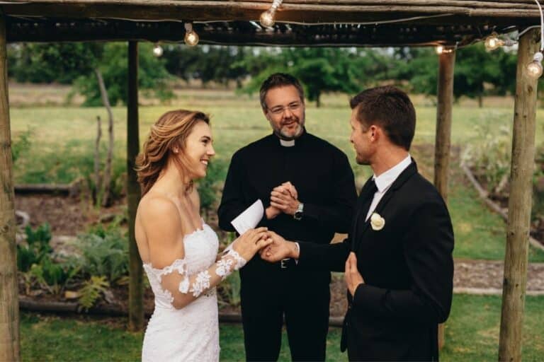 How-Long-Should-Wedding-Vows-Be