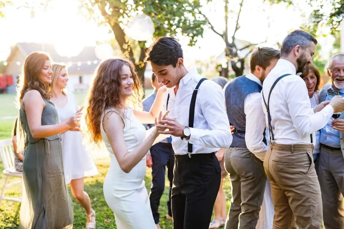 How Much Does A Backyard Wedding Cost?