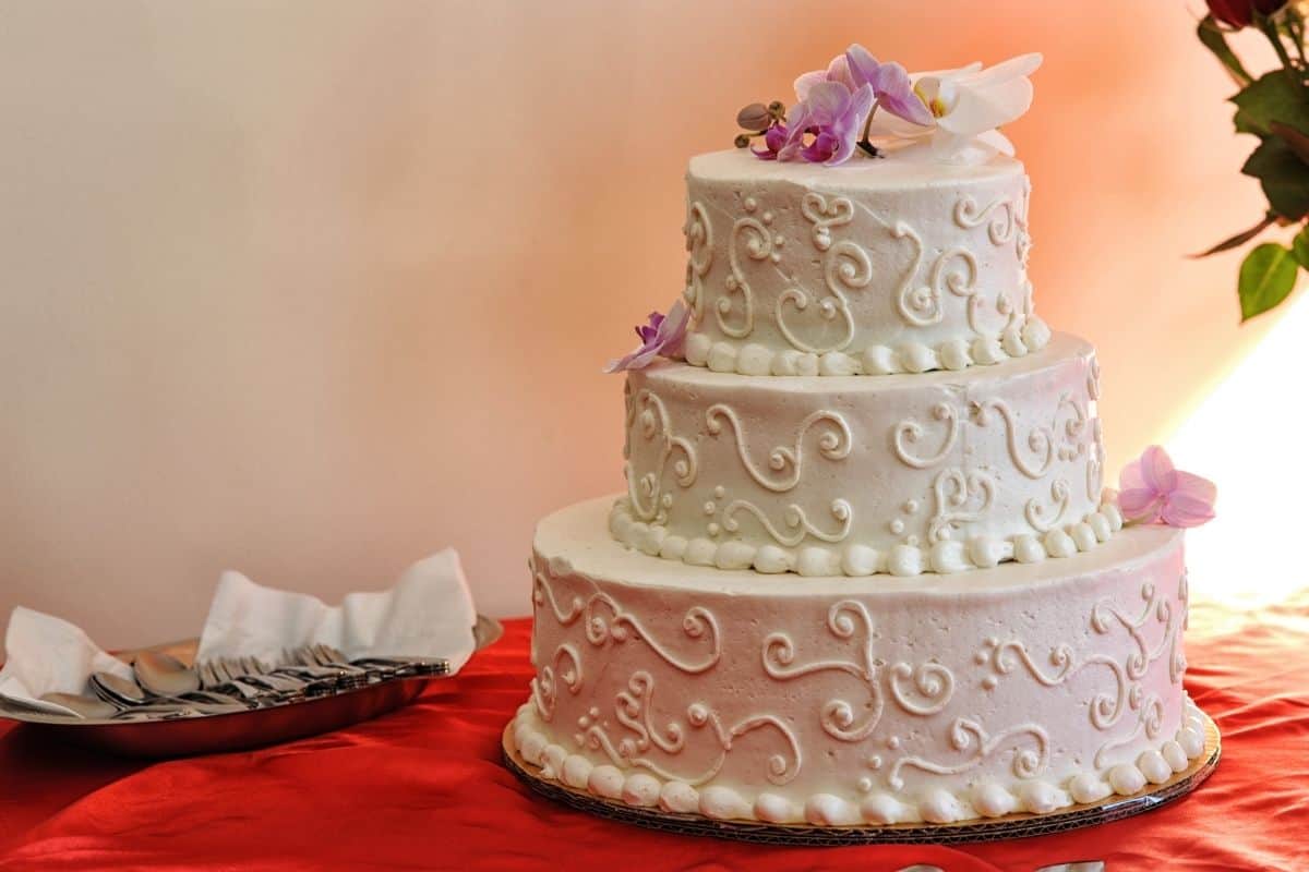 Is Wedding Cake Tasting Free? 