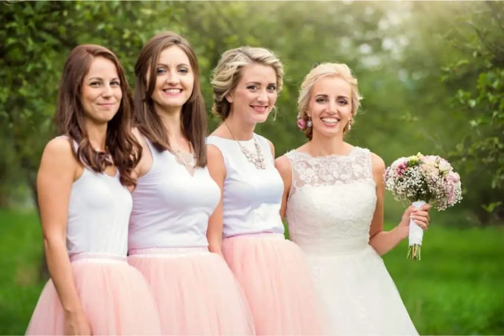 What Is An Honorary Bridesmaid? 