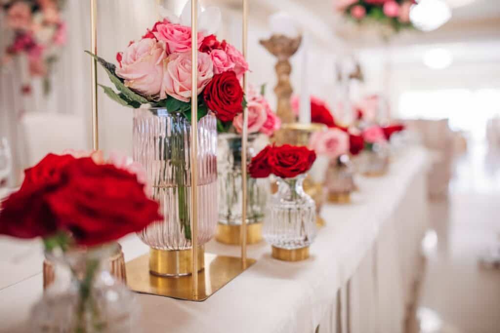 10 Beauty And The Beast Wedding Decorations Ideas For The Disney Wedding Of Your Dreams
