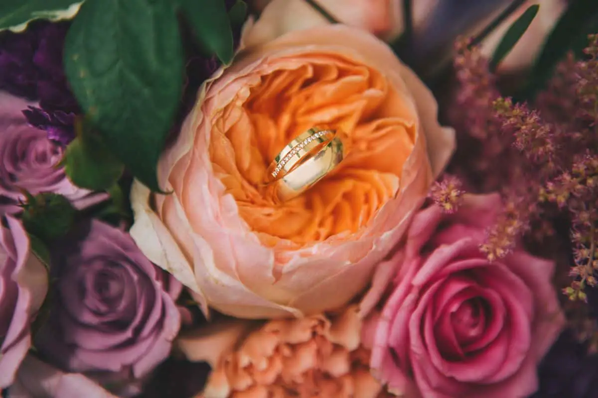 10 Beauty And The Beast Wedding Ring Ideas For The Disney Wedding Of Your Dreams