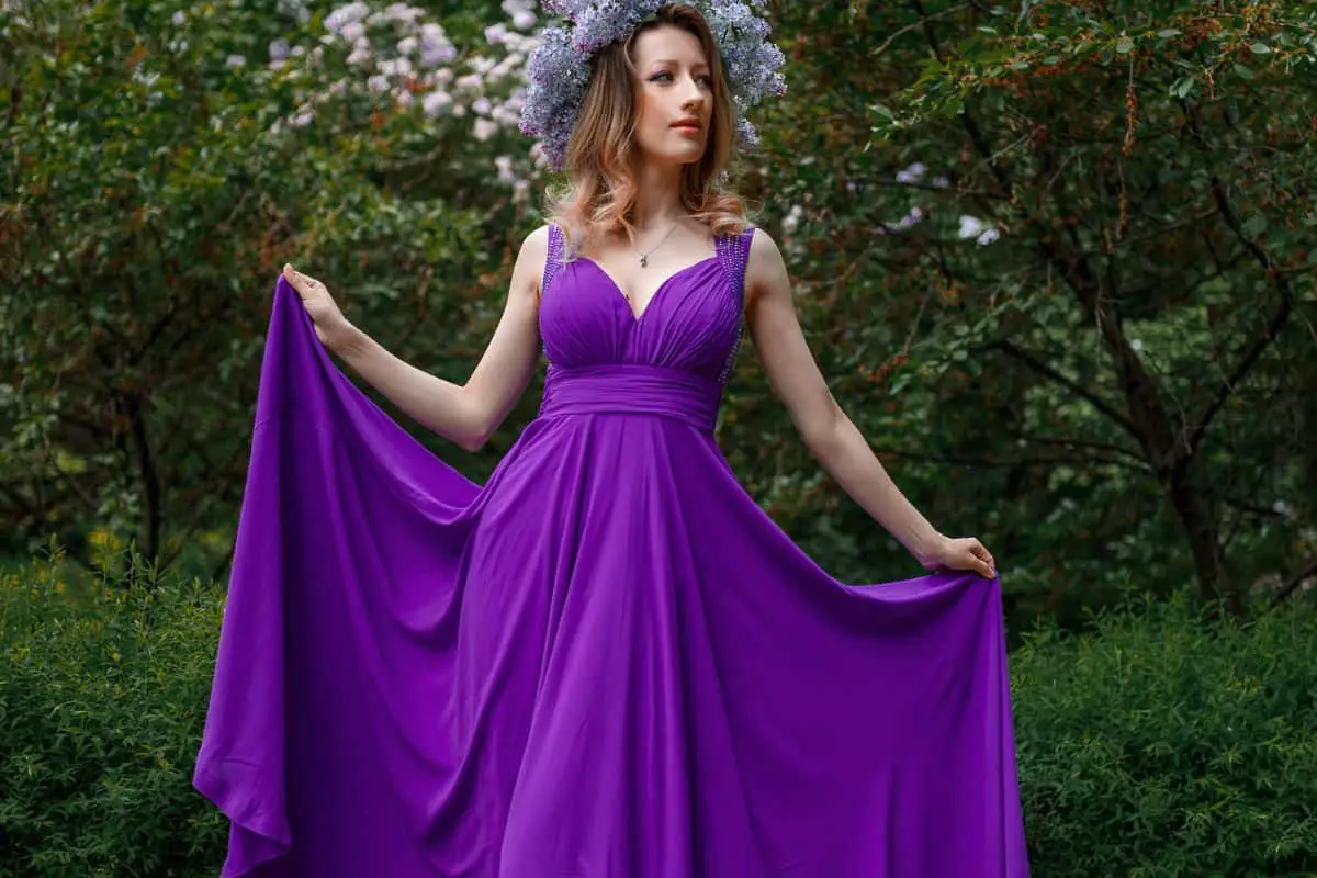 13 Beautiful Lavender Wedding Dress Ideas Magical Day Weddings 0538