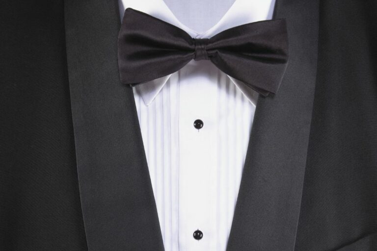 The Best Places To Find The Perfect Women’s Tuxedo For You