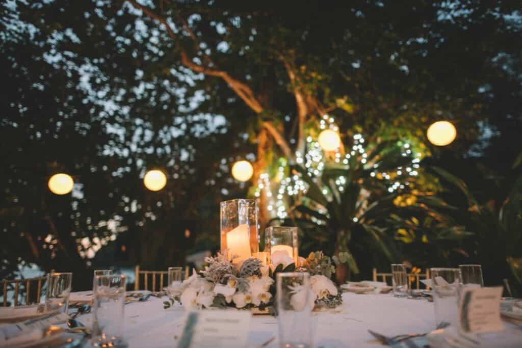 backyard wedding decorations