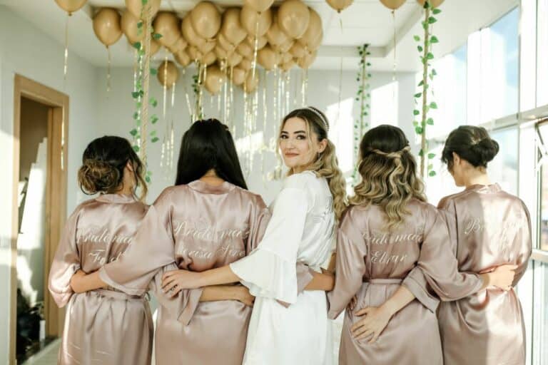 Bridesmaid Gifts: How To Thank Your Bridal Party?