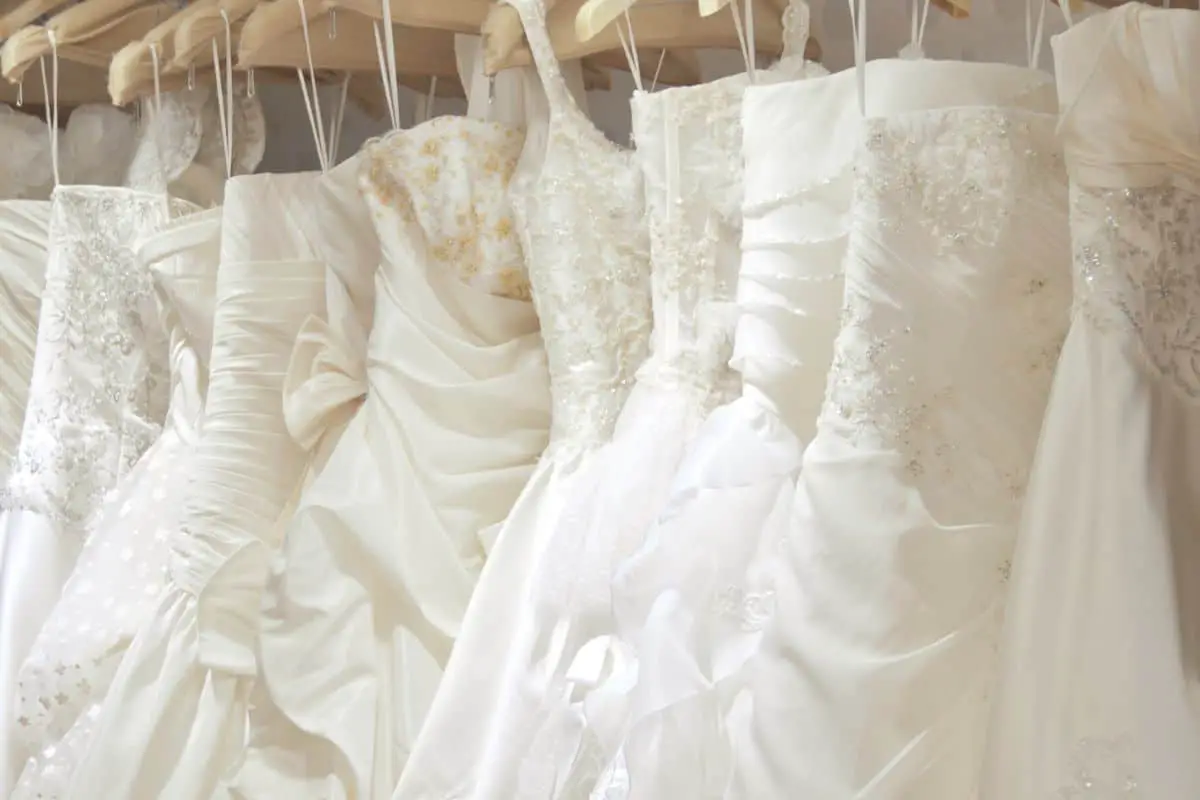 Can A Yellowed Wedding Dress Be Whitened?