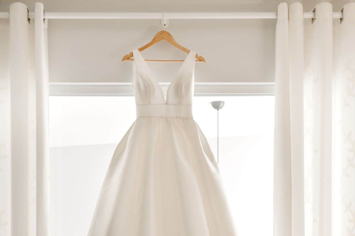 How Much Does It Cost To Dry Clean A Wedding Dress?