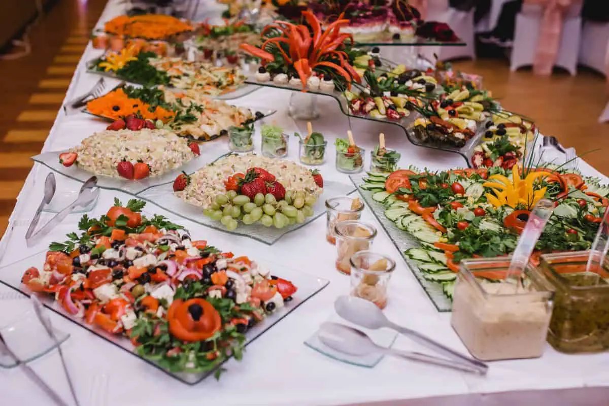 Self Cater Your Wedding: How To DIY Your Wedding Food
