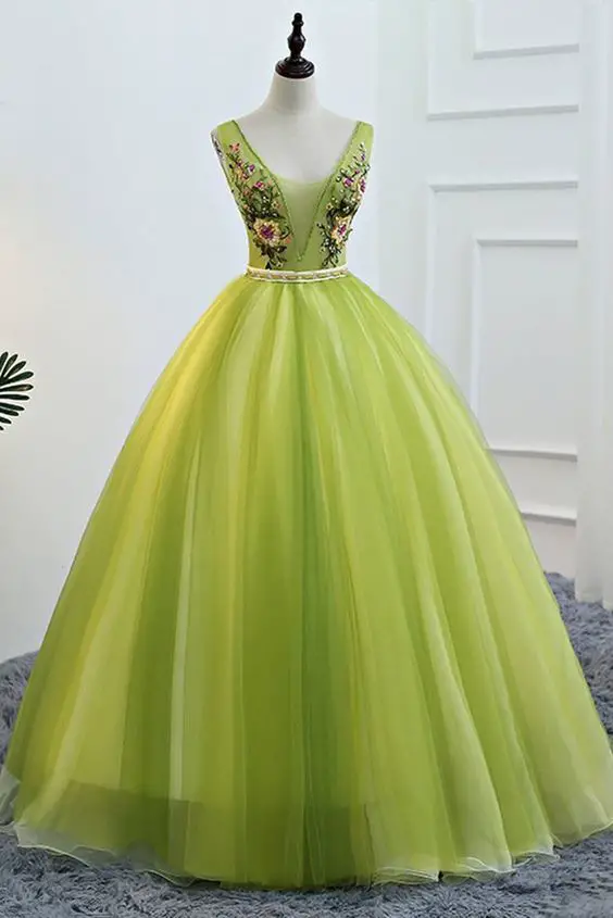 Fresh Green Tulle V Neck Long Lace Up Senior Prom Dress With Applique